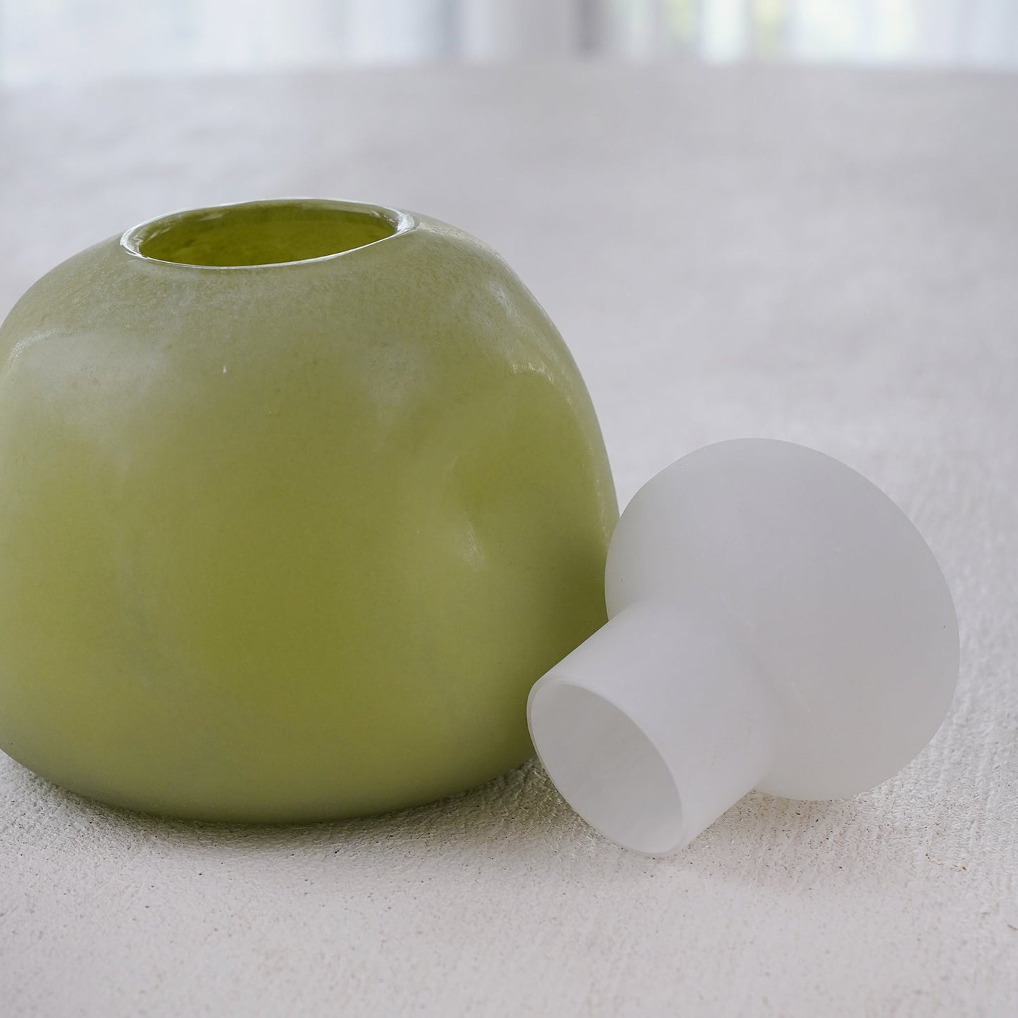 Pistachio Green - Decorative Glass Vase With Lid