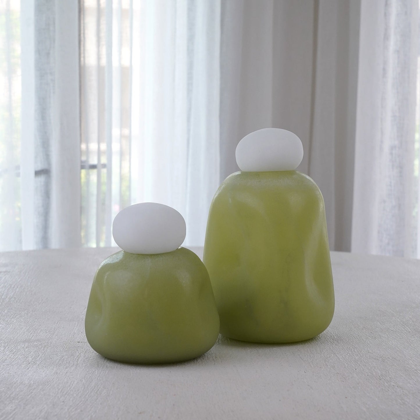 Pistachio Green - Decorative Glass Vase With Lid