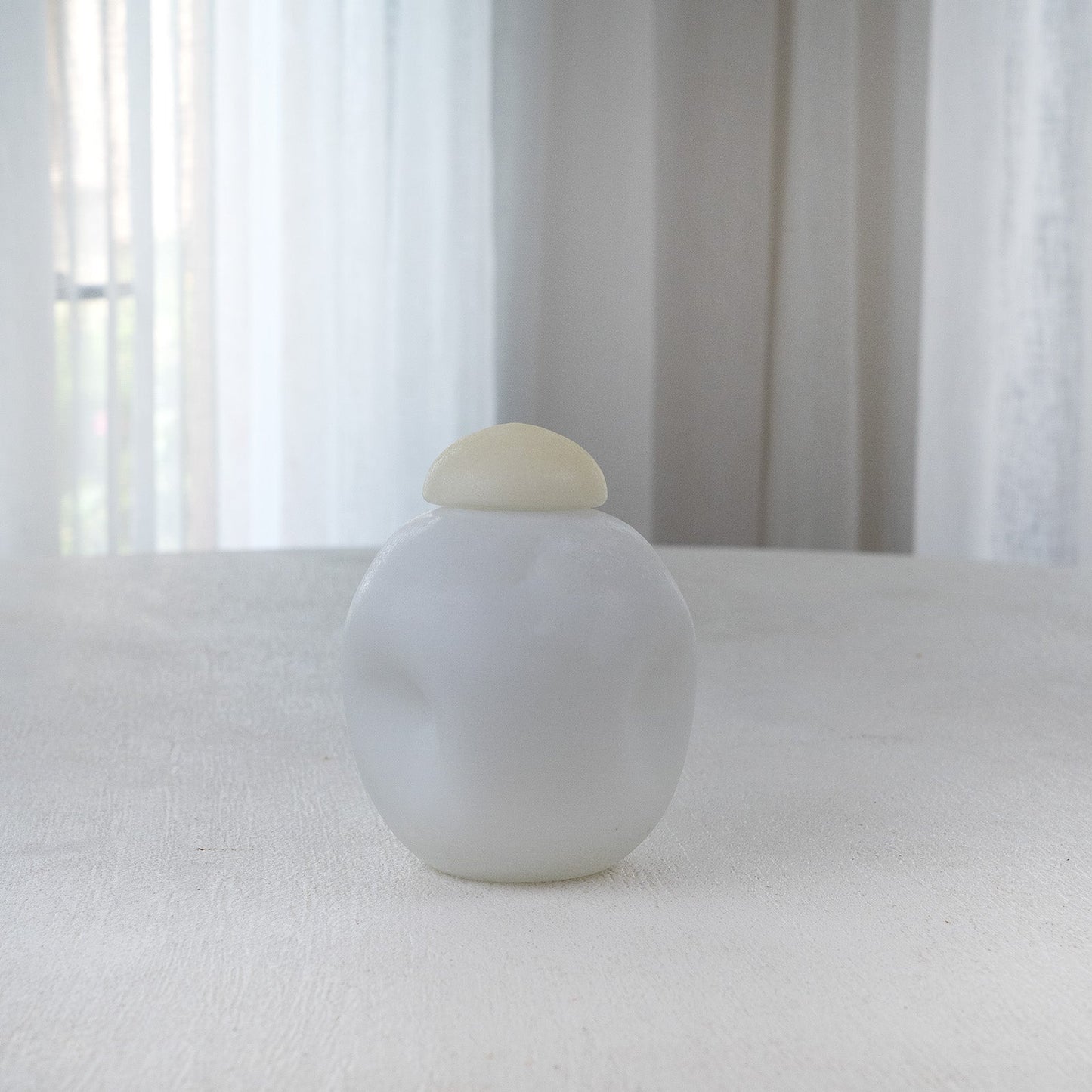 Vanilla White Decorative Glass Vase With Lid