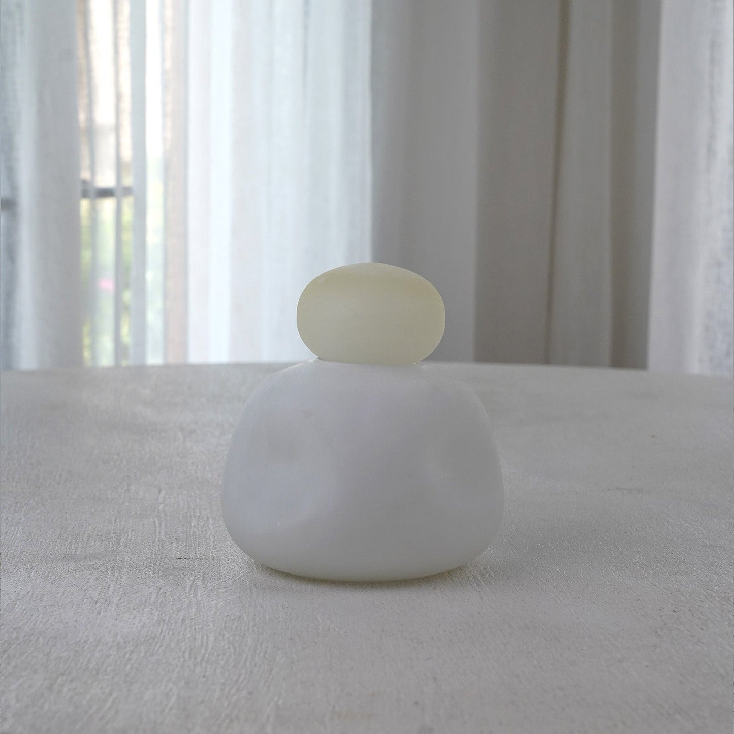 Vanilla White Decorative Glass Vase With Lid