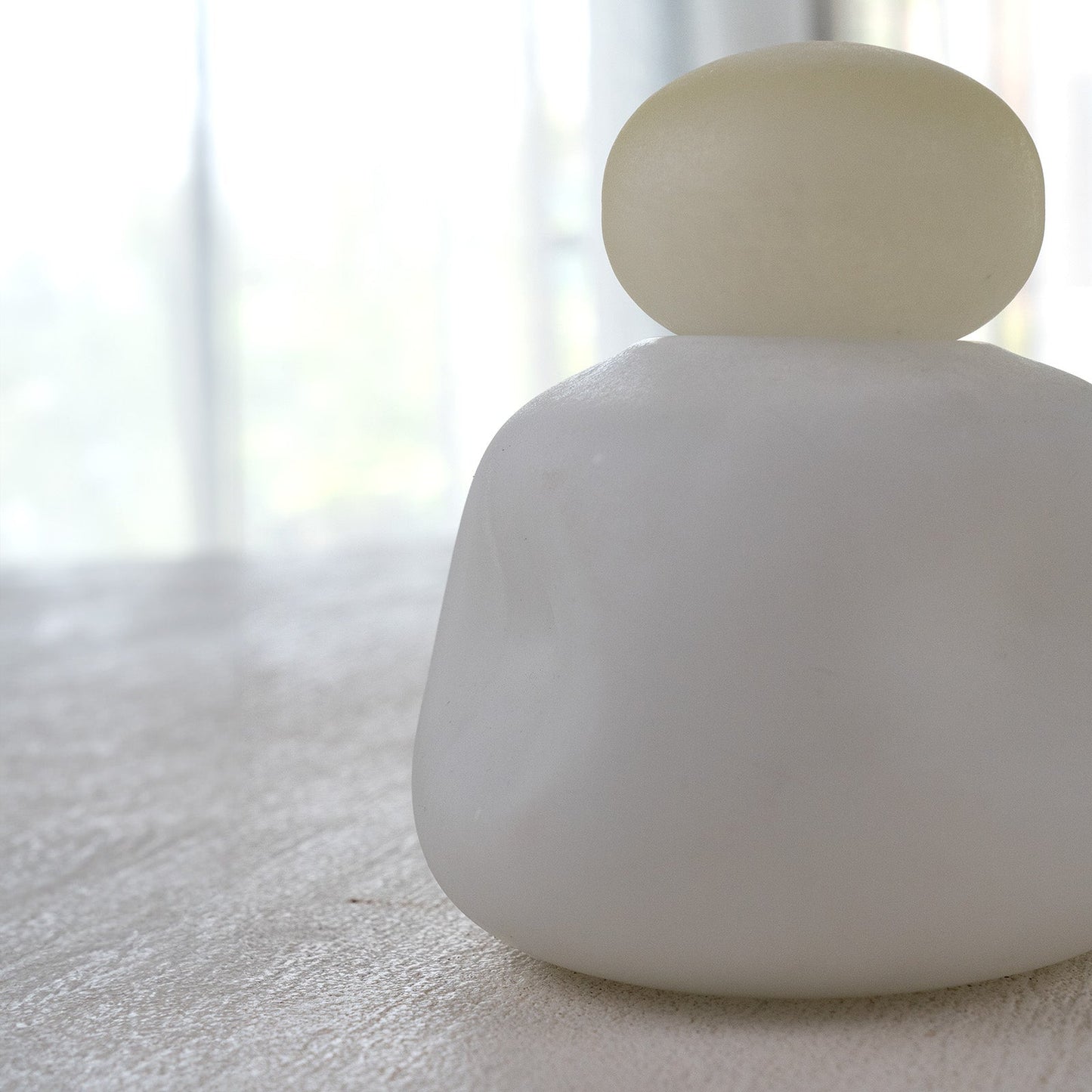 Vanilla White Decorative Glass Vase With Lid
