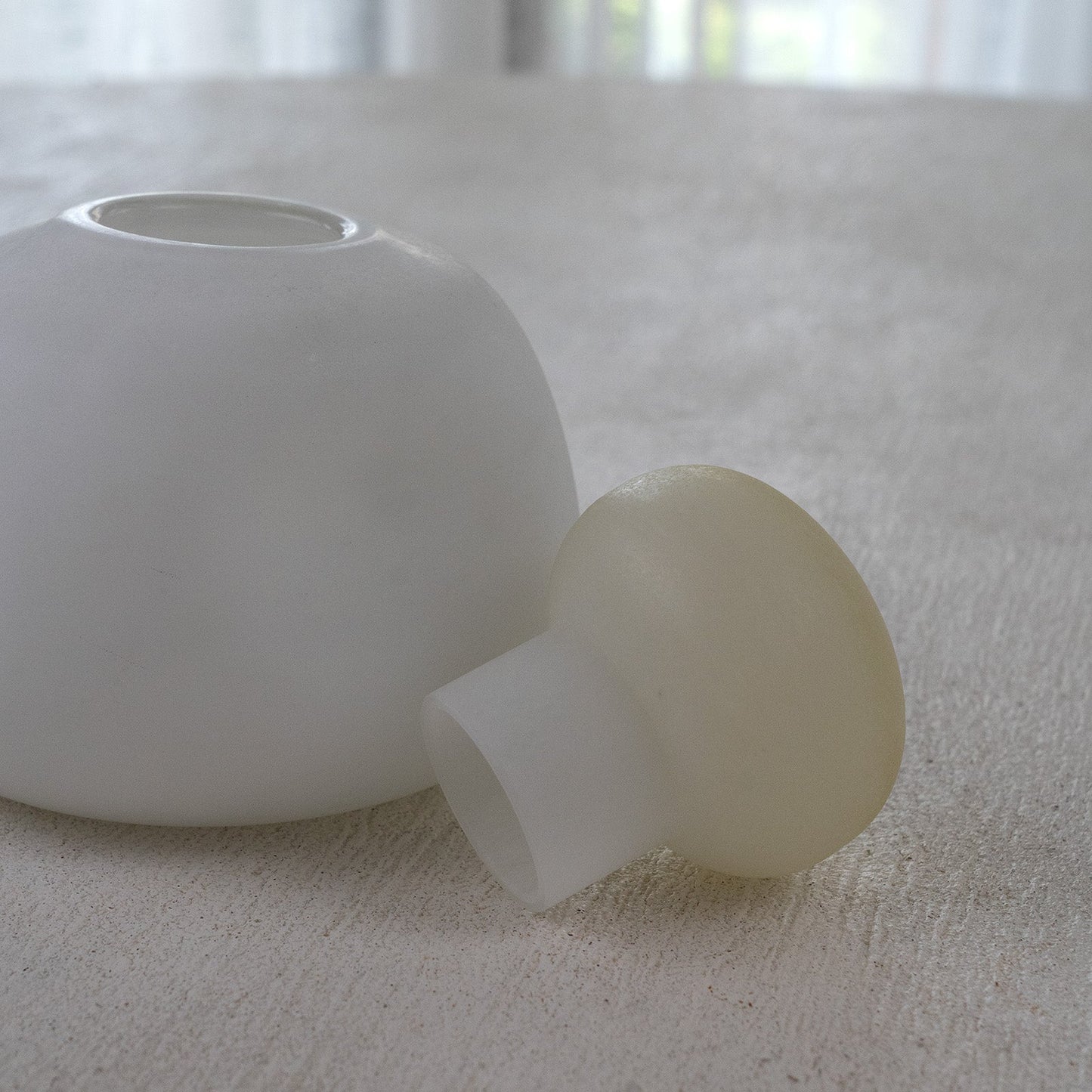 Vanilla White Decorative Glass Vase With Lid