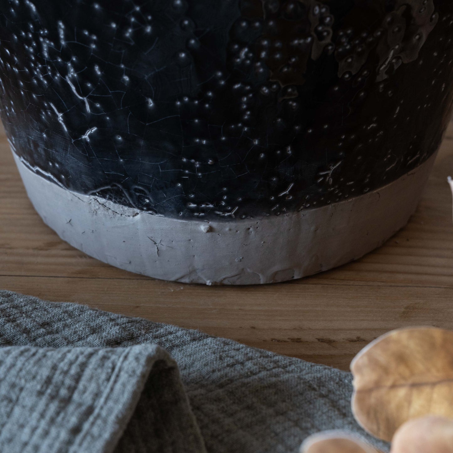 Trinket Decorative Black Ceramic Vase | Flower Pot