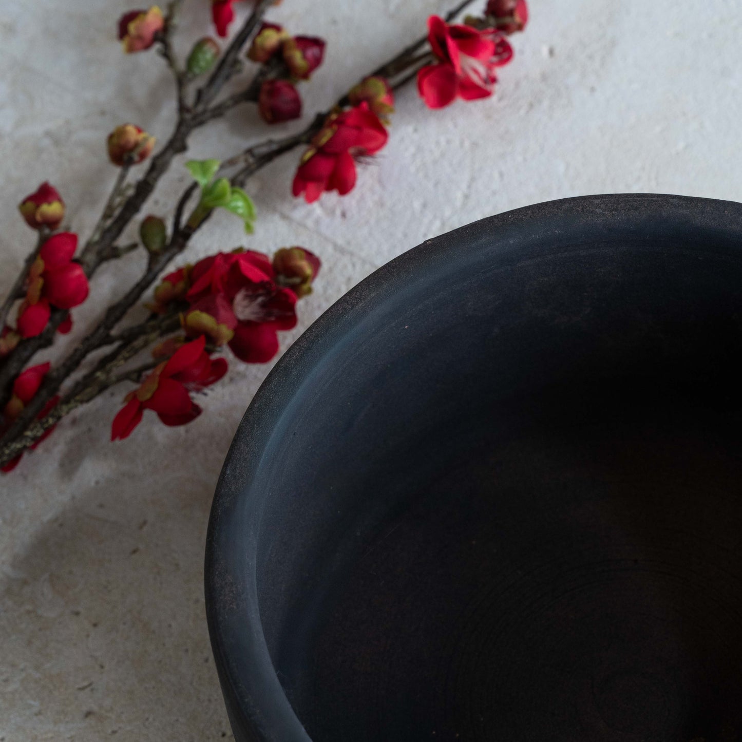 Trove Pot Decorative Clay Storage Container With Lid